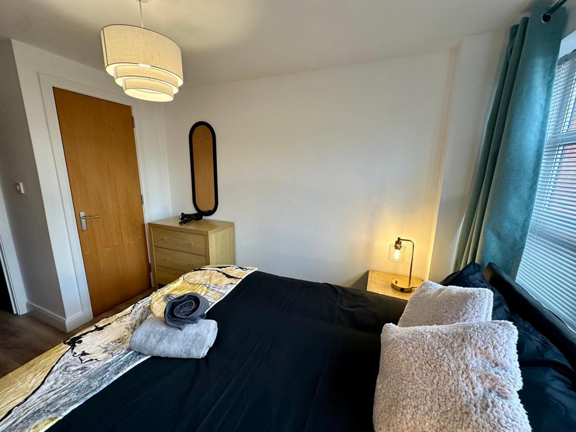 2Br City Side Apartment Belfast Esterno foto